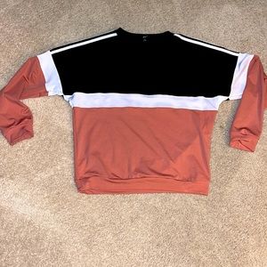 Good condition “0 to 5” brand stretchy long sleeve‎ top silky material / size XL